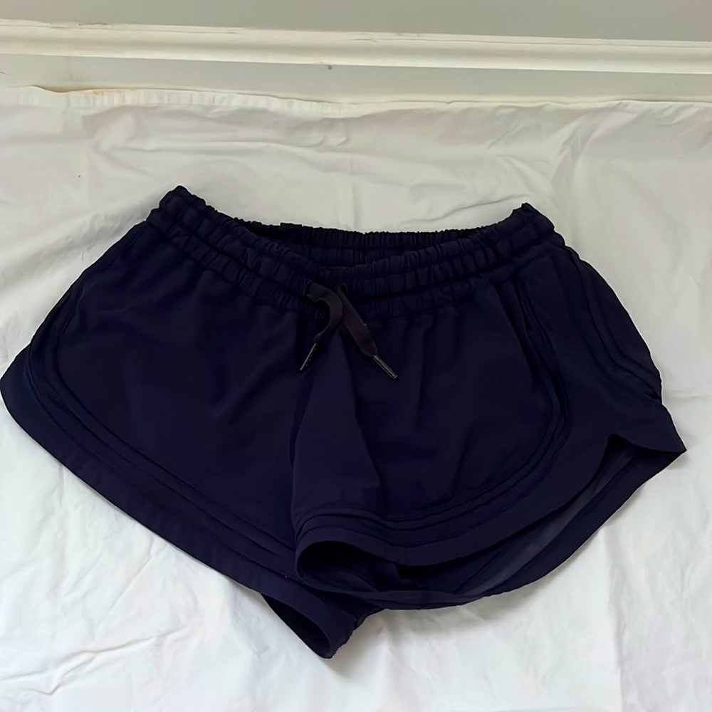 Lululemon Navy make a move short LLL